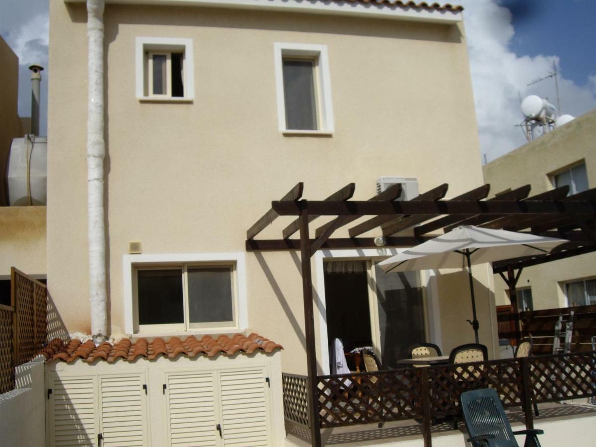 Frangipani Villa Paphos Luaran gambar